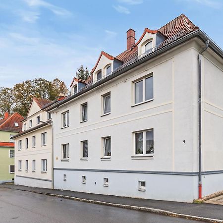 Edler Wohnraum Modernes Vorstadtstudio Mit Emma-Bett, Garten & Kaffeevollautomat ツウィッカウ エクステリア 写真